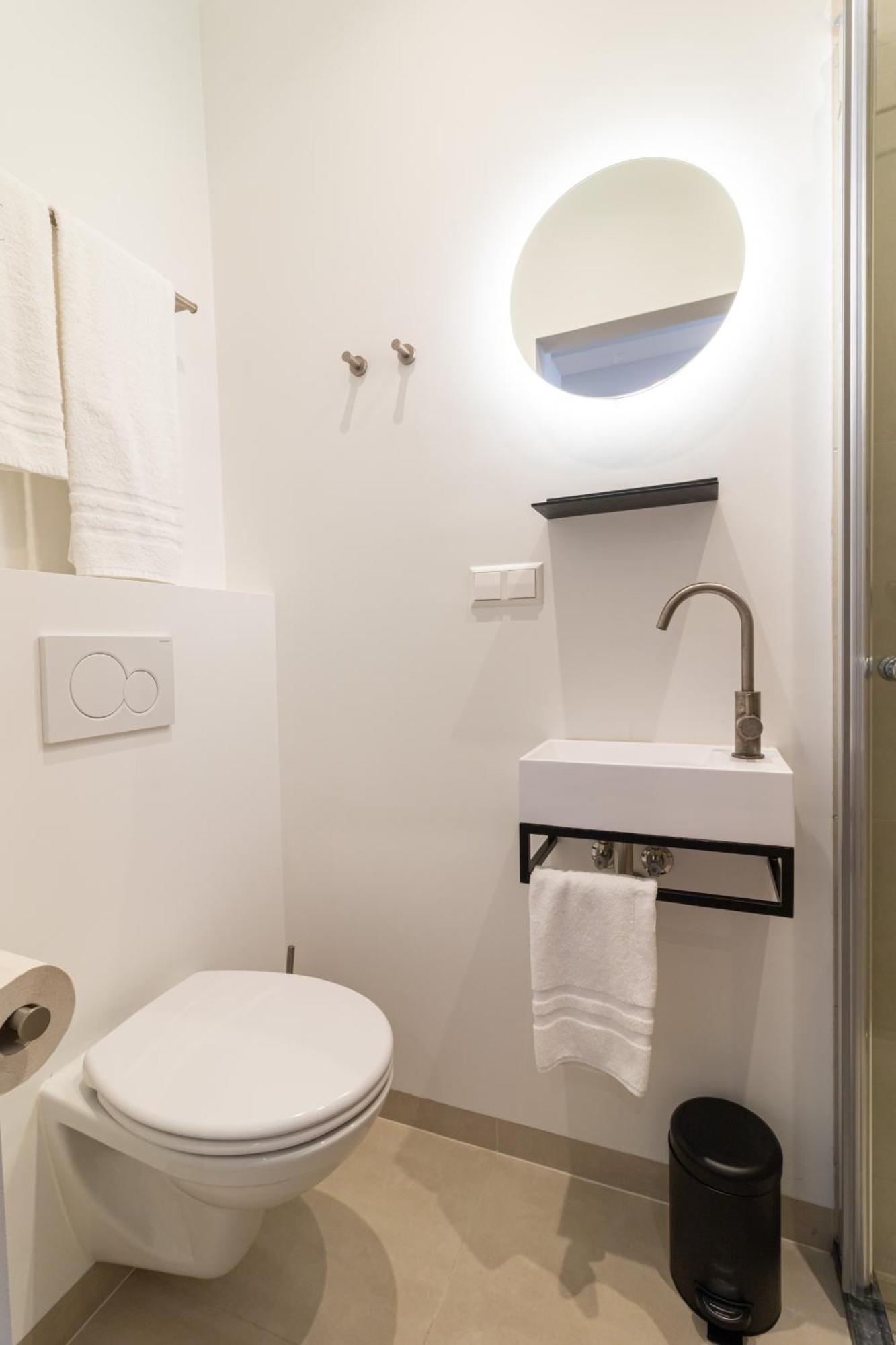 Sayo Boutique Hotel Гаага Экстерьер фото